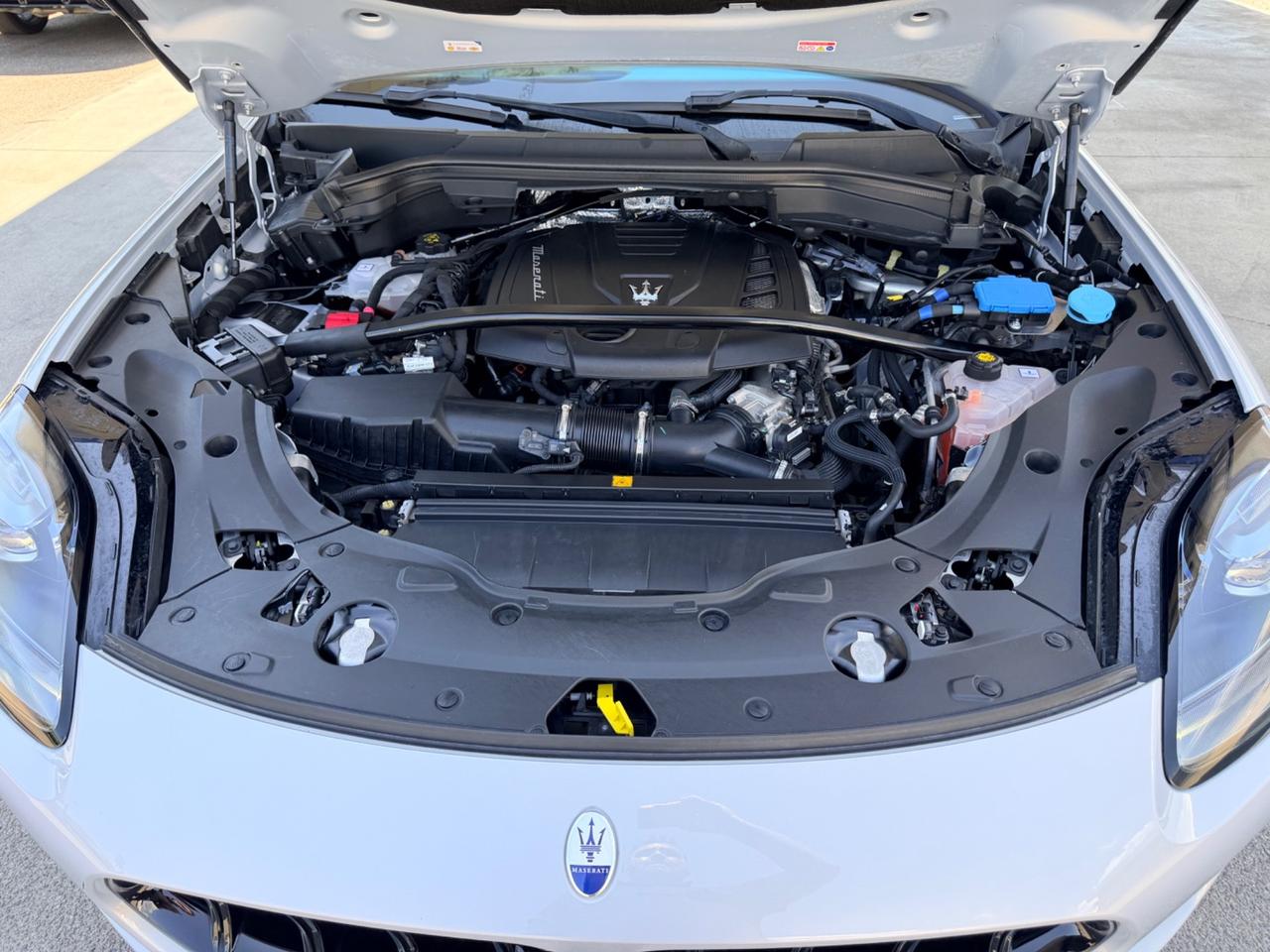 Maserati Grecale Modena 2.0 MHEV 330cv tetto
