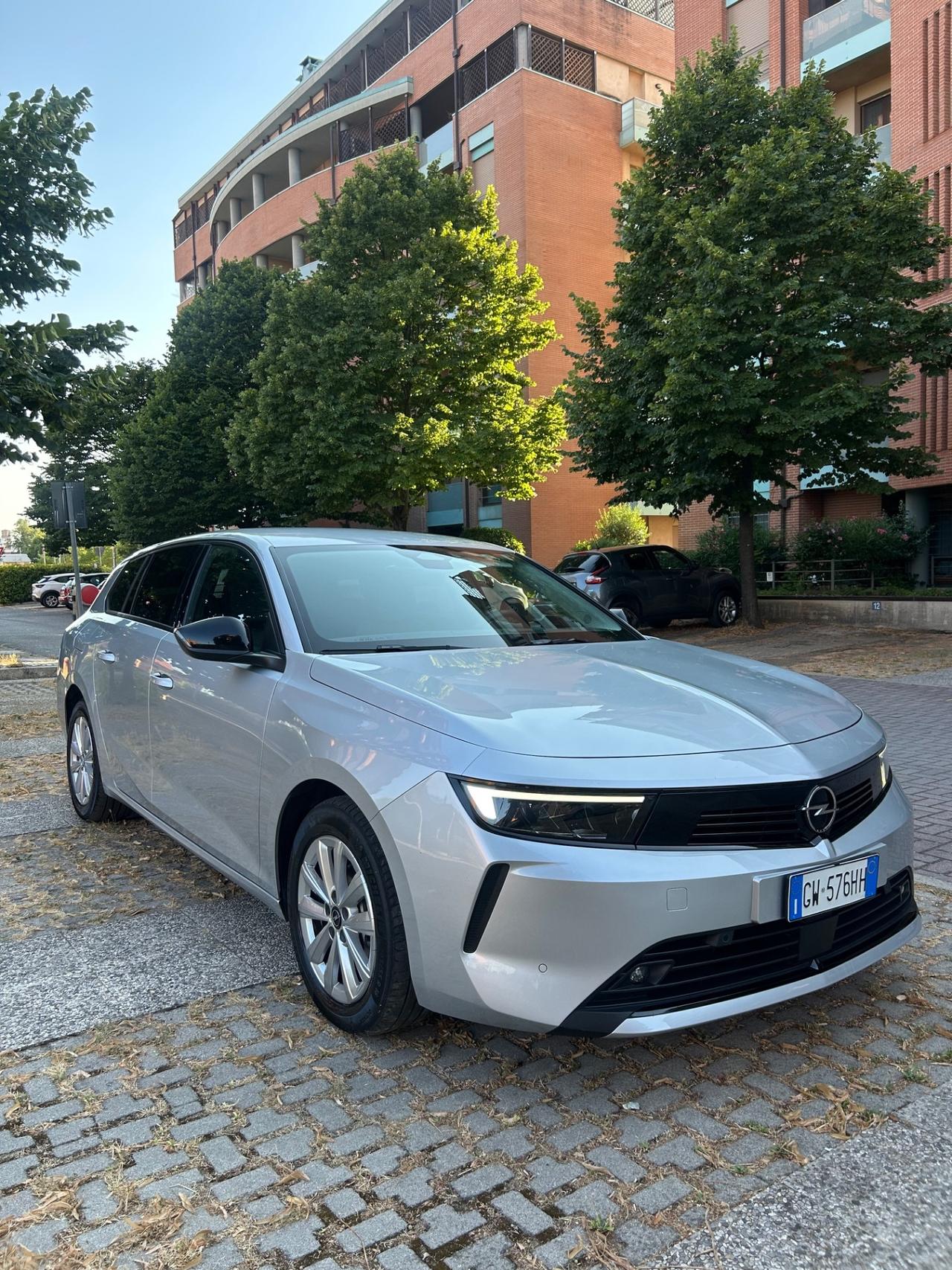Opel Astra 1.5 Turbo Diesel 130 CV AT8 Sports Tourer Ultimate