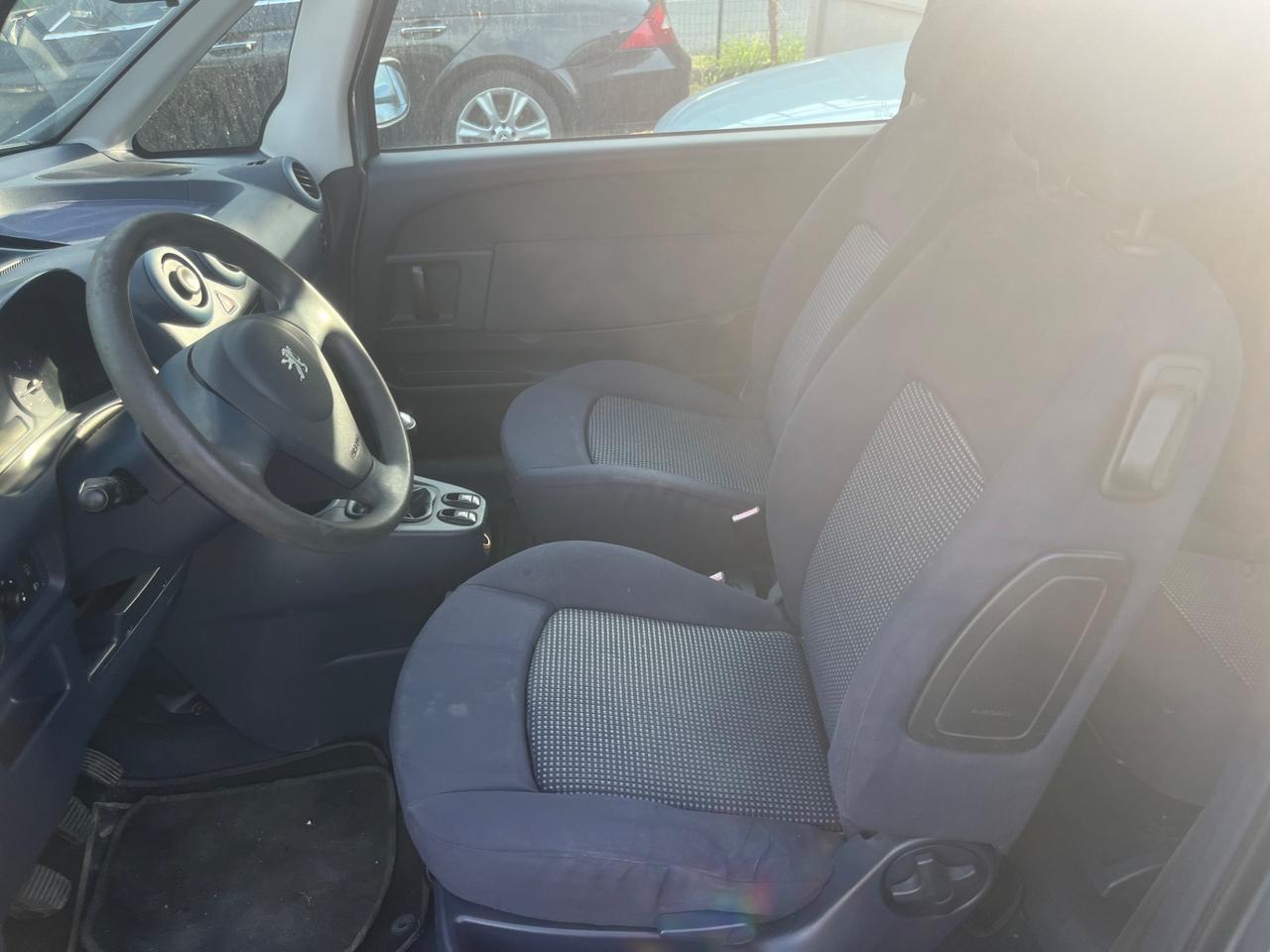 Peugeot 1007 1.4 HDi