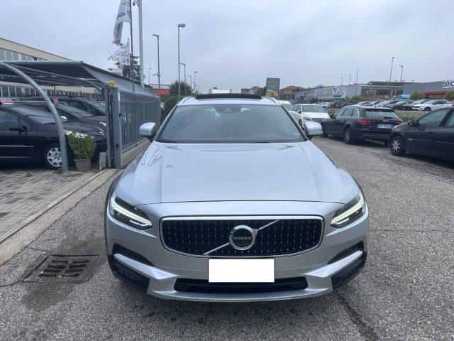 VOLVO V90 Cross Country D4 AWD Geartronic Pro