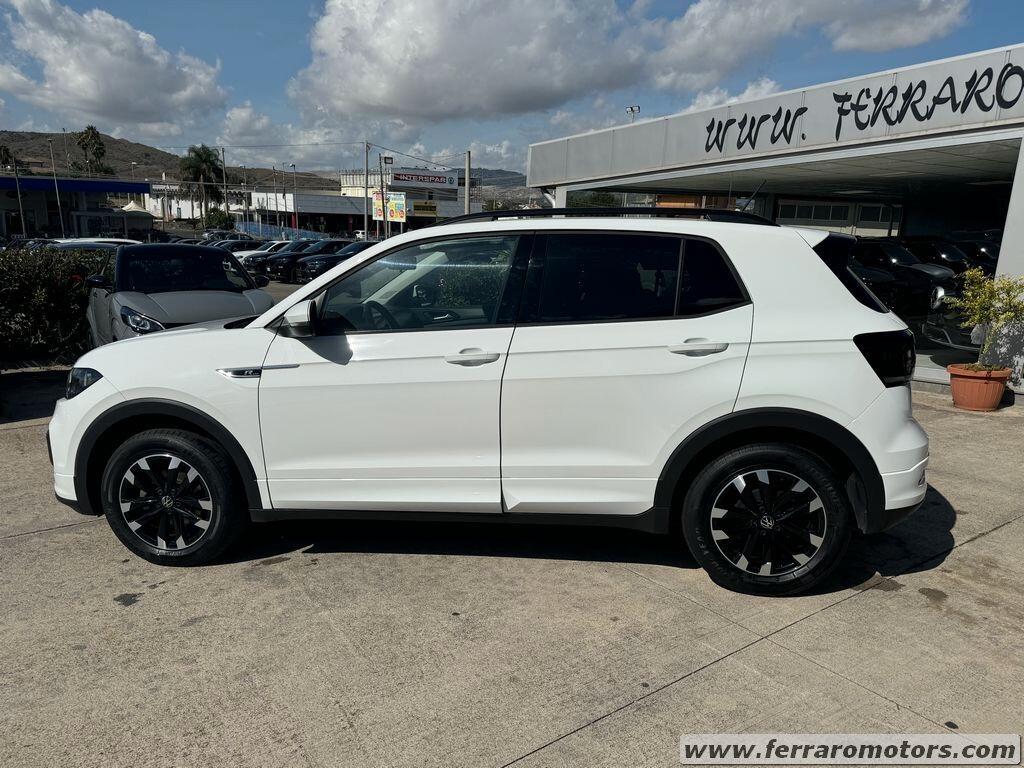 Volkswagen T-Cross r-line solo 33000km