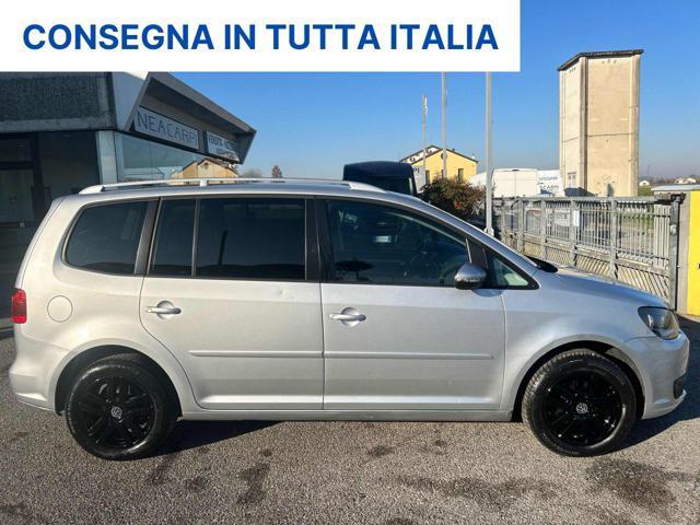 VOLKSWAGEN Touran 1.6 TDI DPF COMFORTLINE BMT-E5-NAVI-SENSORI-CRUISE