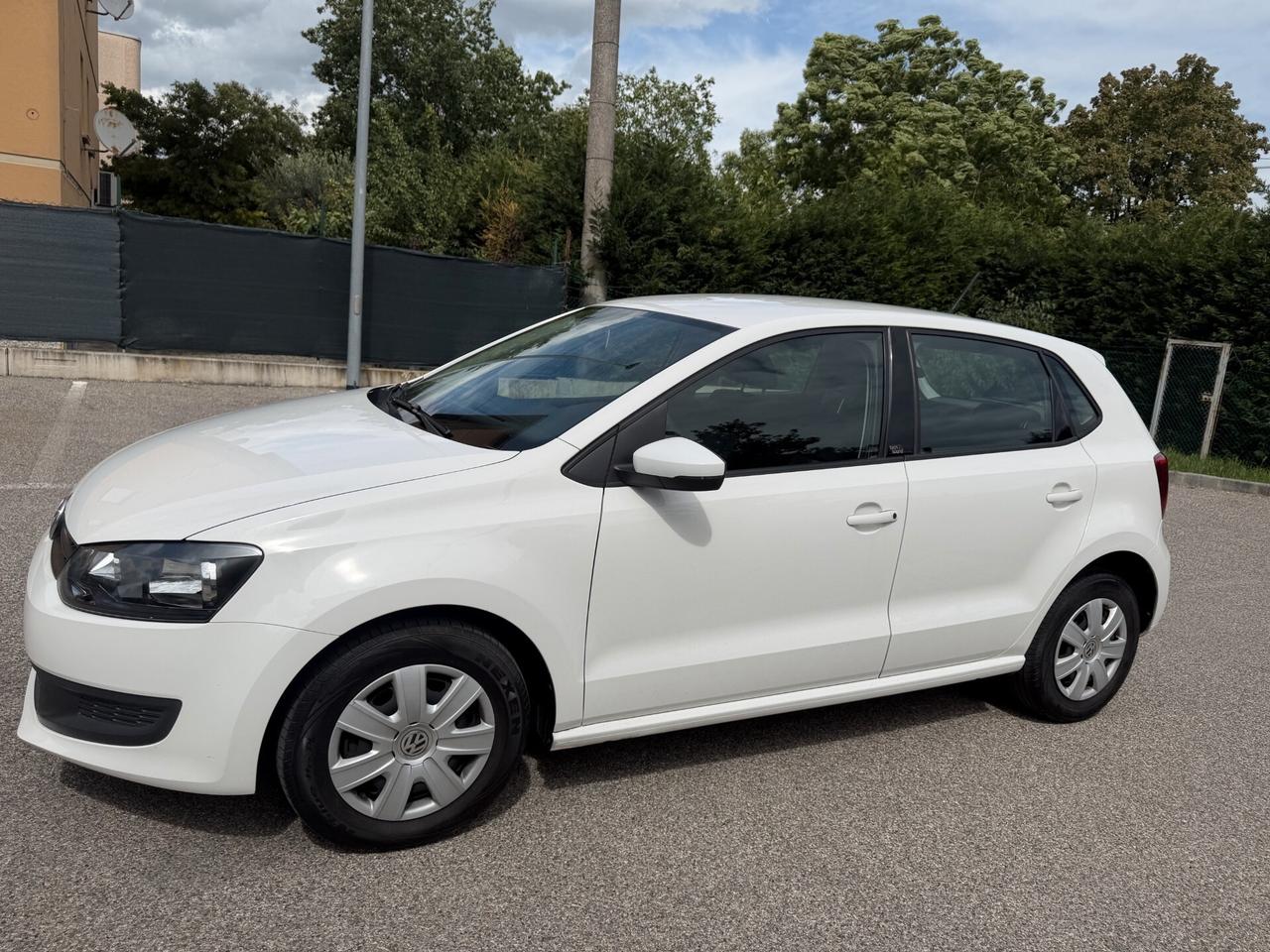 Volkswagen Polo 1.2 tdi - NEOPATENTATI - 12 MESI DI GARANZIA -