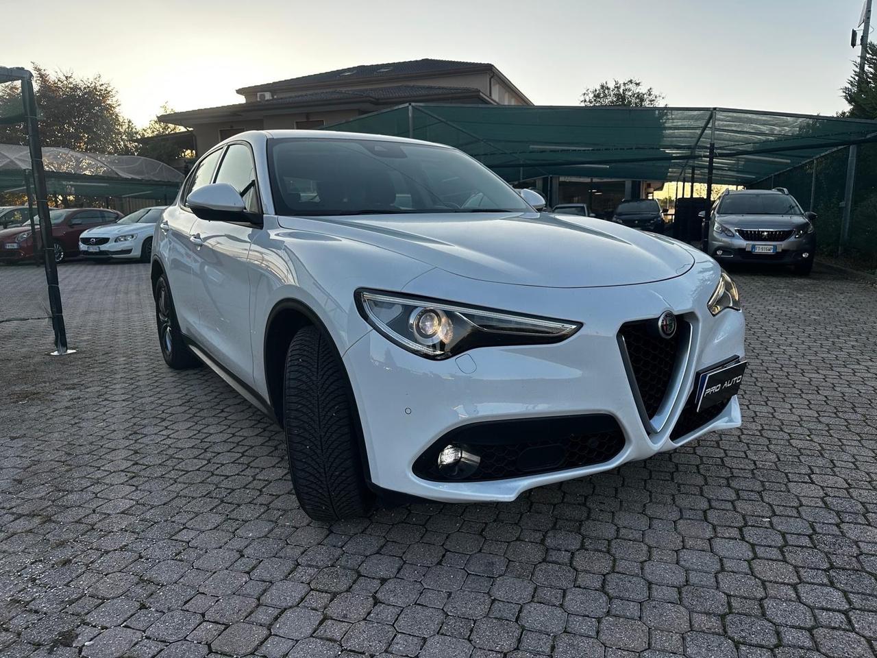 Alfa Romeo Stelvio 2.2 Turbodiesel 180 CV AT8 RWD Executive