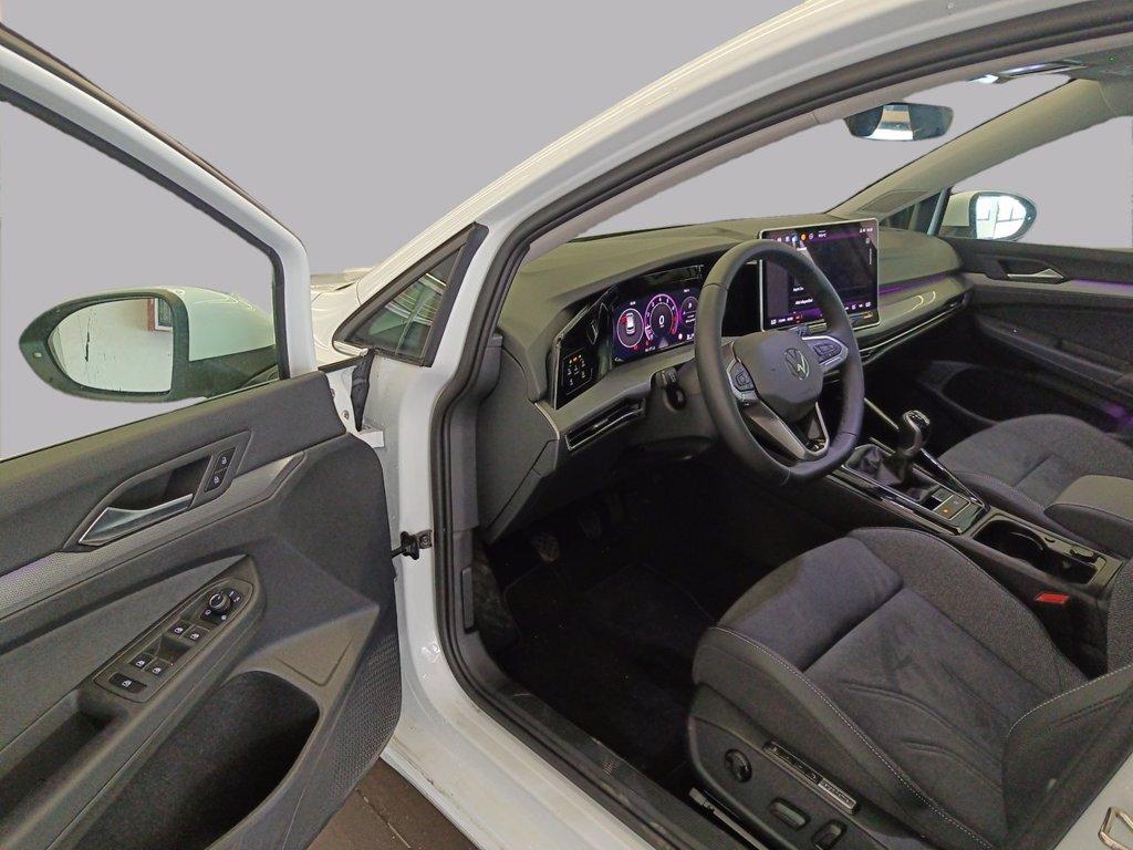 VOLKSWAGEN Golf 1.5 tsi style 150cv del 2025