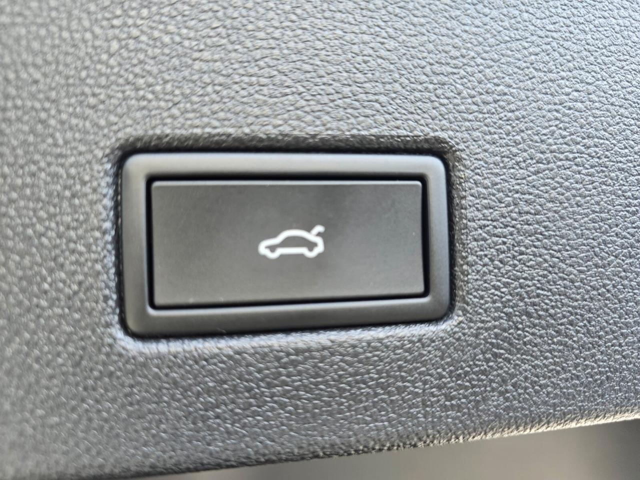 Volkswagen T-Roc 2.0 TDI SCR 150 CV DSG R-Line Plus