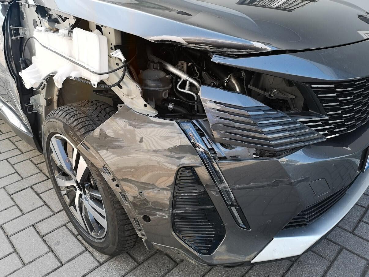 Peugeot 3008 BlueHDi 130 S&S EAT8 Allure Pack KM 50.008 !!!