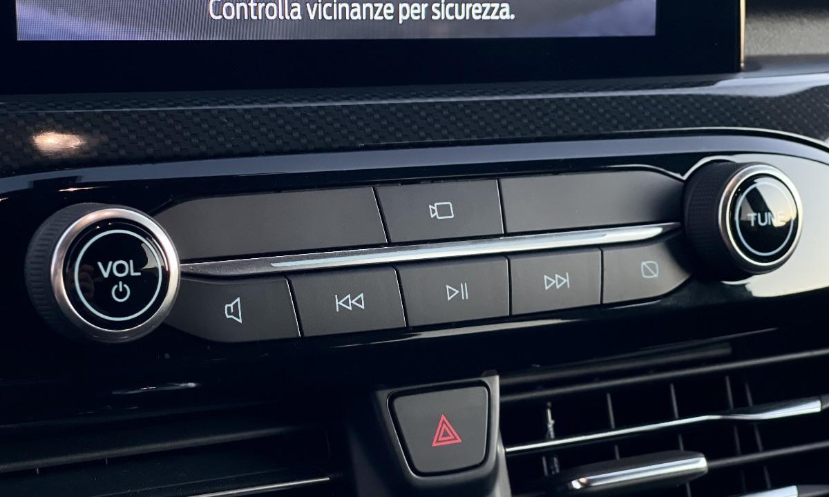 FORD - Kuga - 1.5 TDCI 120 CV S&S 2WD P. ST-Line