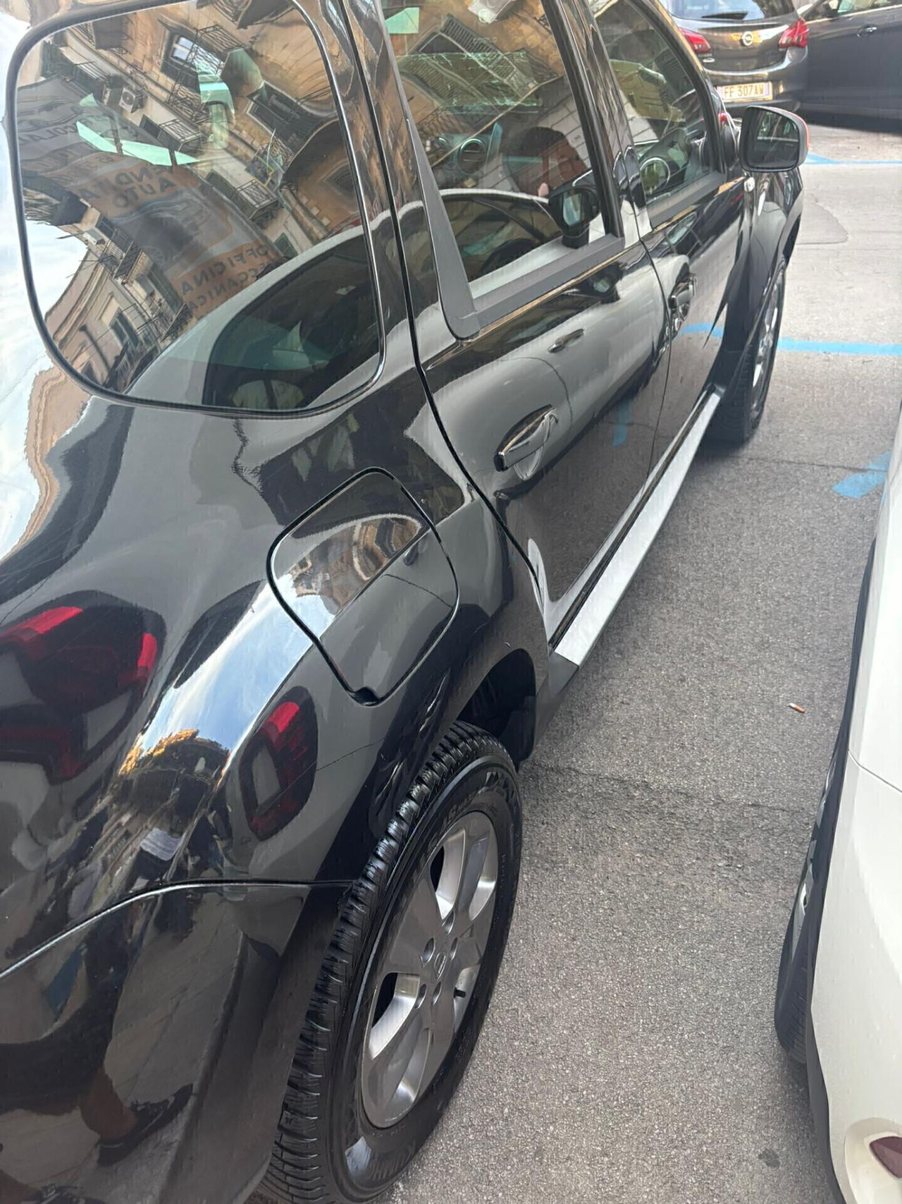 Dacia Duster 1.5 dCi 110CV 4x4 Lauréate FINANZIABILE