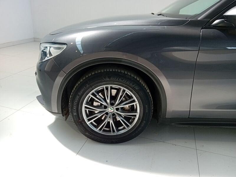 Alfa Romeo Stelvio 2.2 Turbodiesel 190 CV AT8 RWD Super
