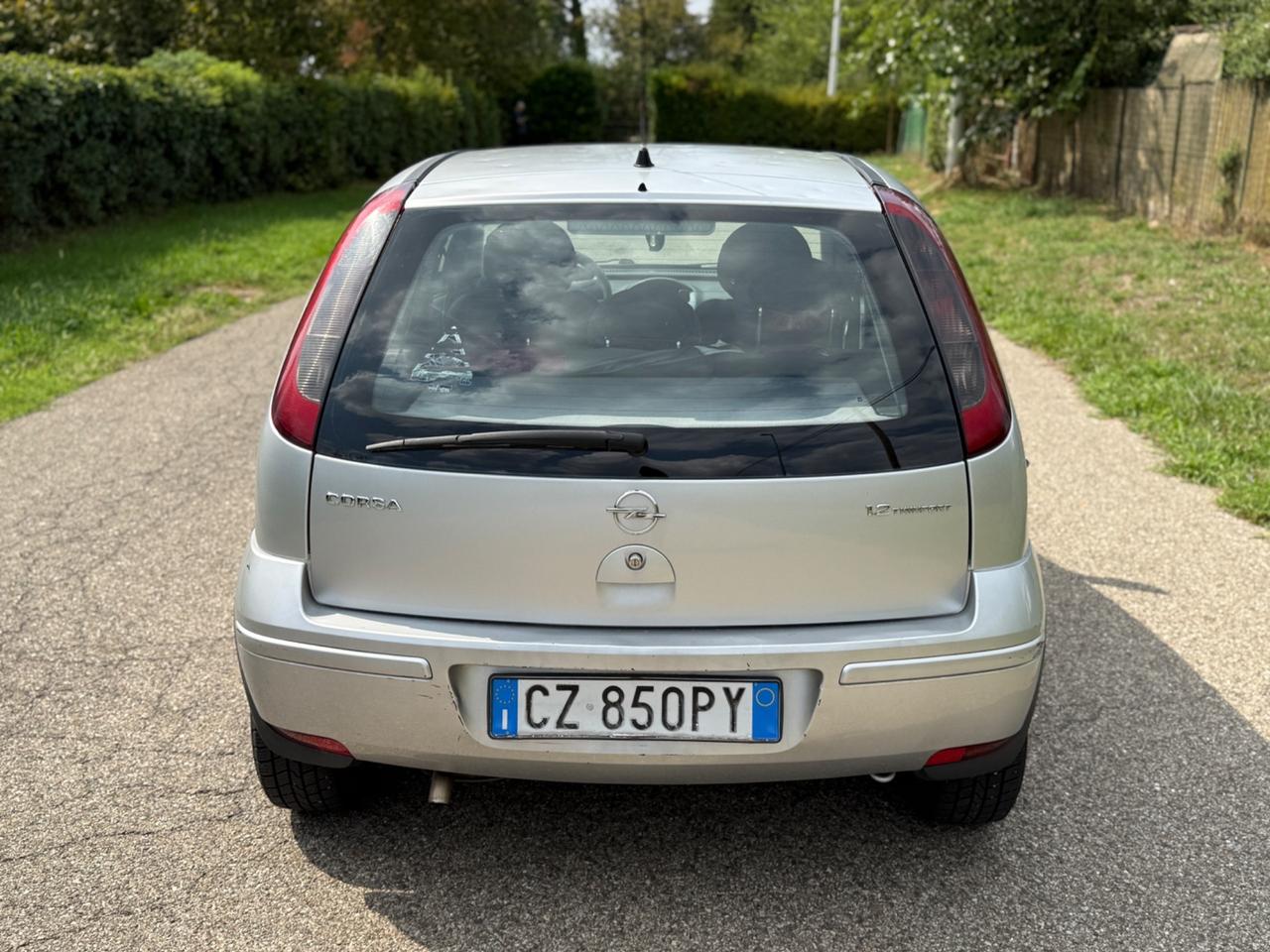 Opel Corsa 1.2 5 porte Easytronic Club