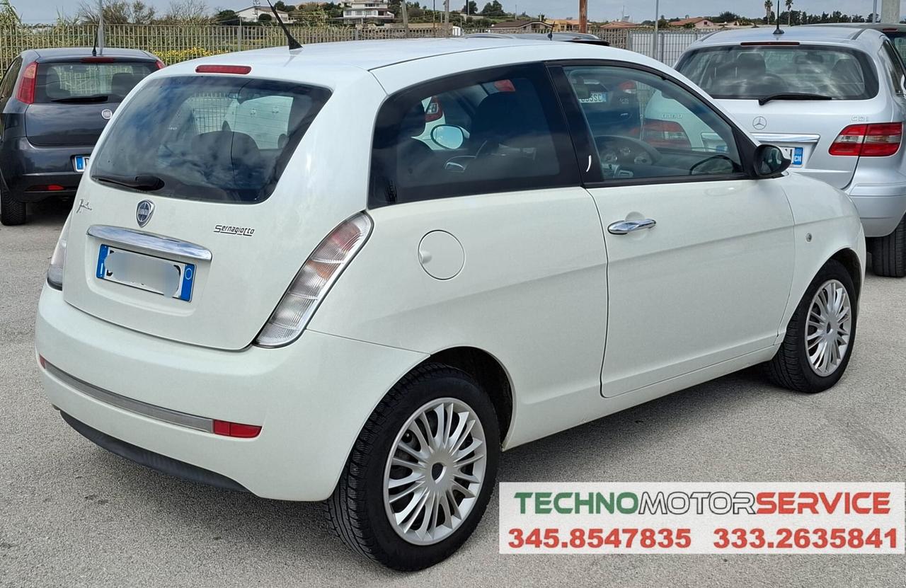 Lancia Ypsilon 1.2 Oro