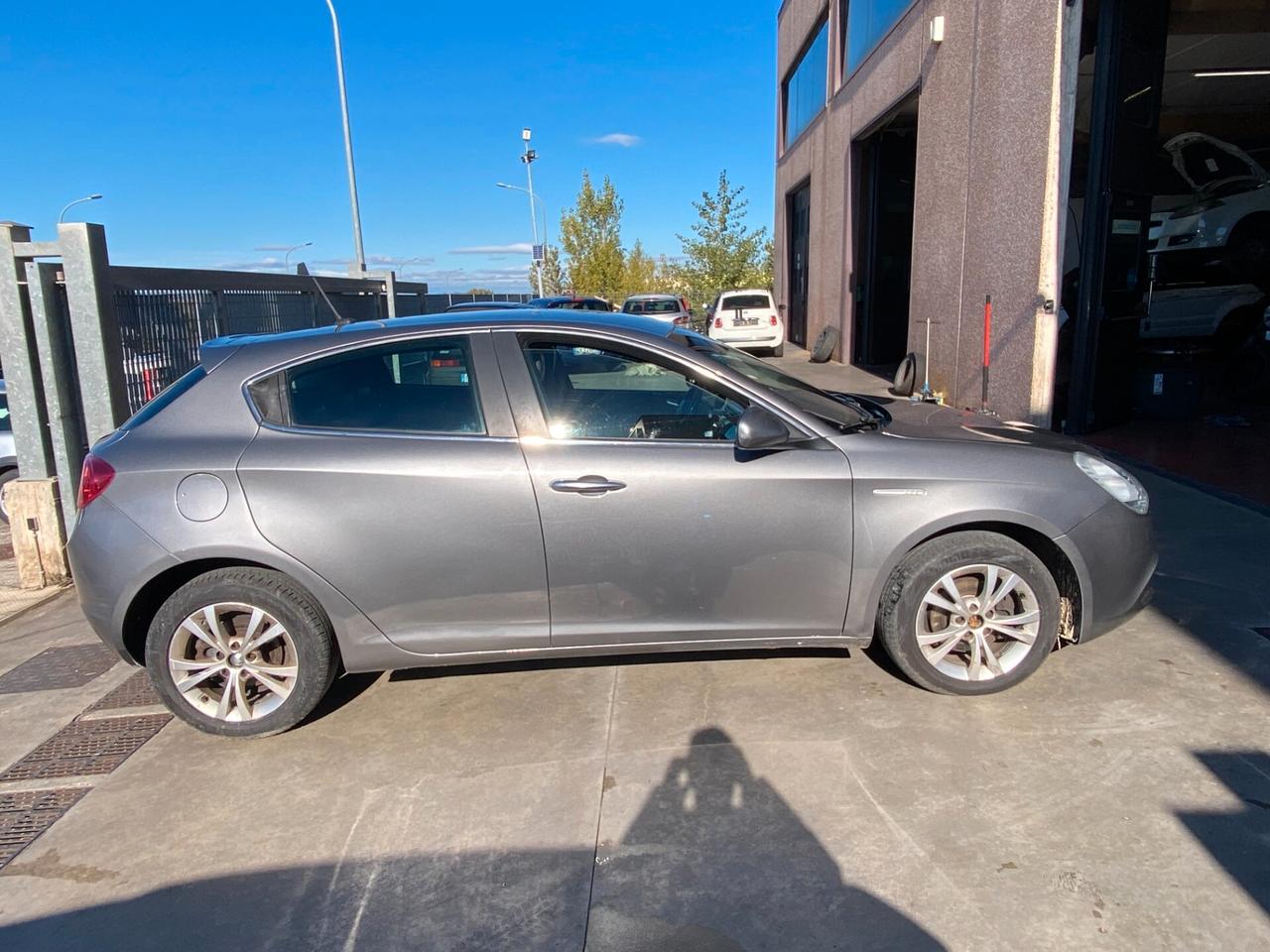 Alfa Romeo Giulietta 1.6 JTDm-2 105 CV