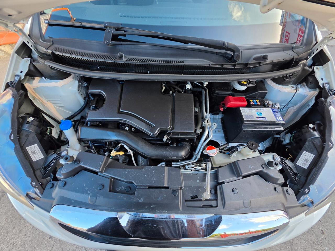 Peugeot 108 1,0 benzina 02/2018 Cv69 AUTOMATICA