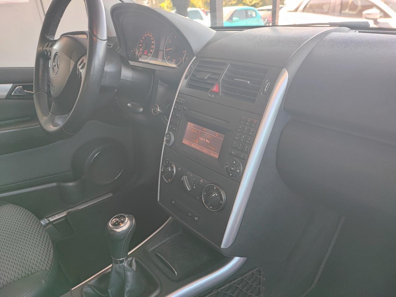 Mercedes-benz A 160 BlueEFFICIENCY Elegance