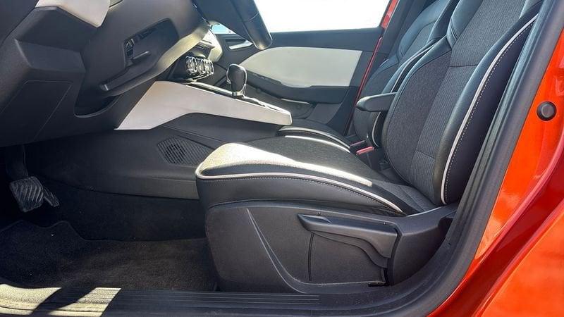 Renault Clio V 2019 5 Porte 1.6 E-Tech full hybrid 145cv E-Tech E