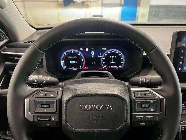 Toyota Hilux Hilux 2.8 d-4d 48V double cab Invincible auto