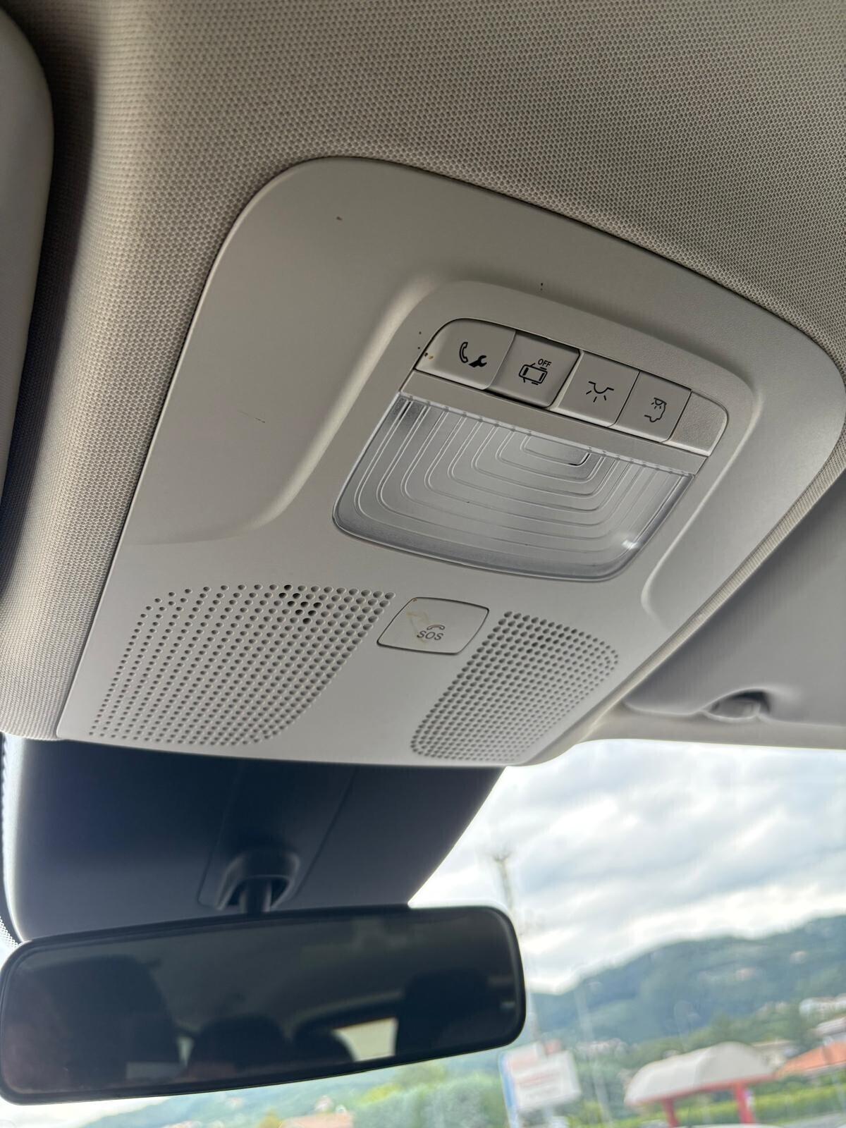 MERCEDES-BENZ VITO 114 CDi COMPACT AUTO 9 POSTI