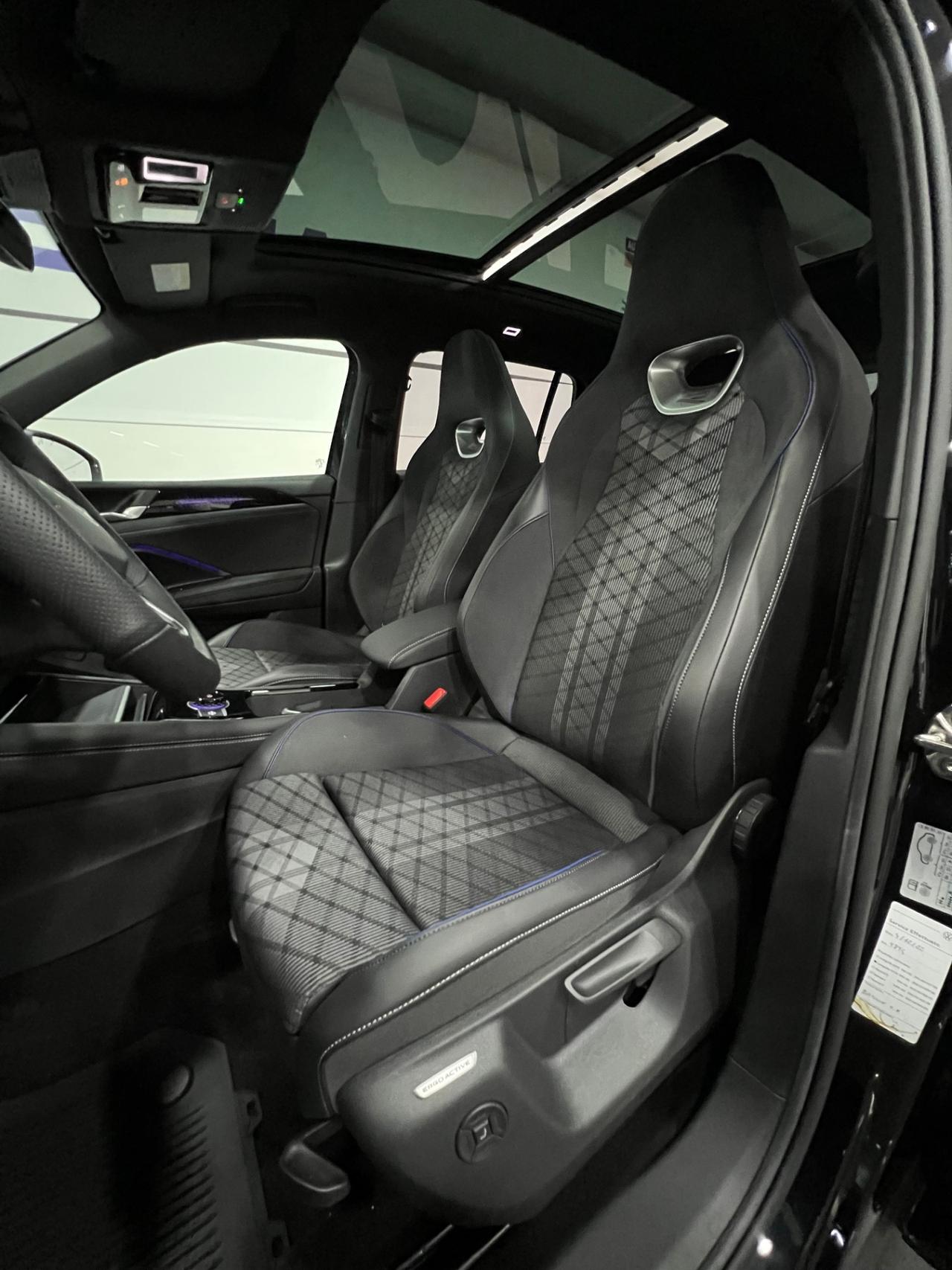 VOLKSWAGEN Tiguan 2.0 TDI DSG R-Line Plus 150 cv