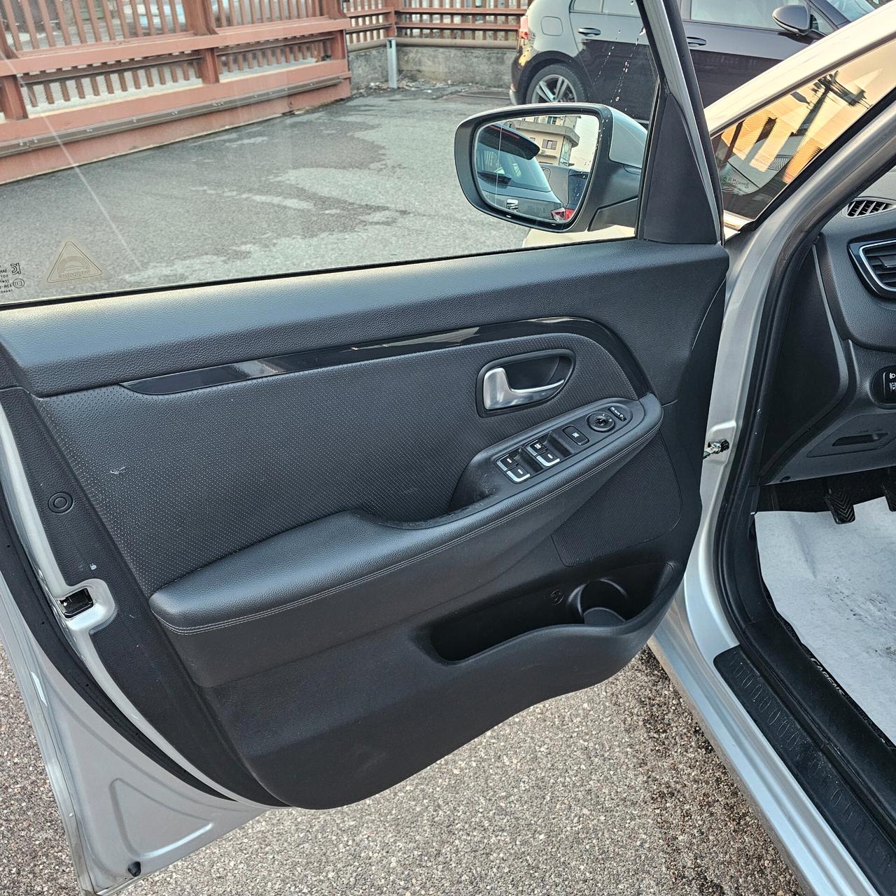 Kia Carens 1.7 CRDi 115 CV Class