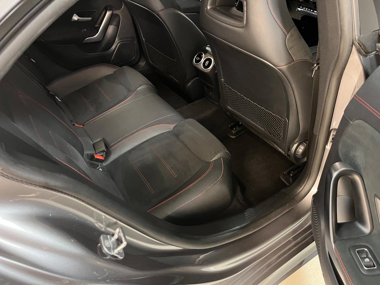 Mercedes CLA 200d Premium AMG IVA ESPOSTA!