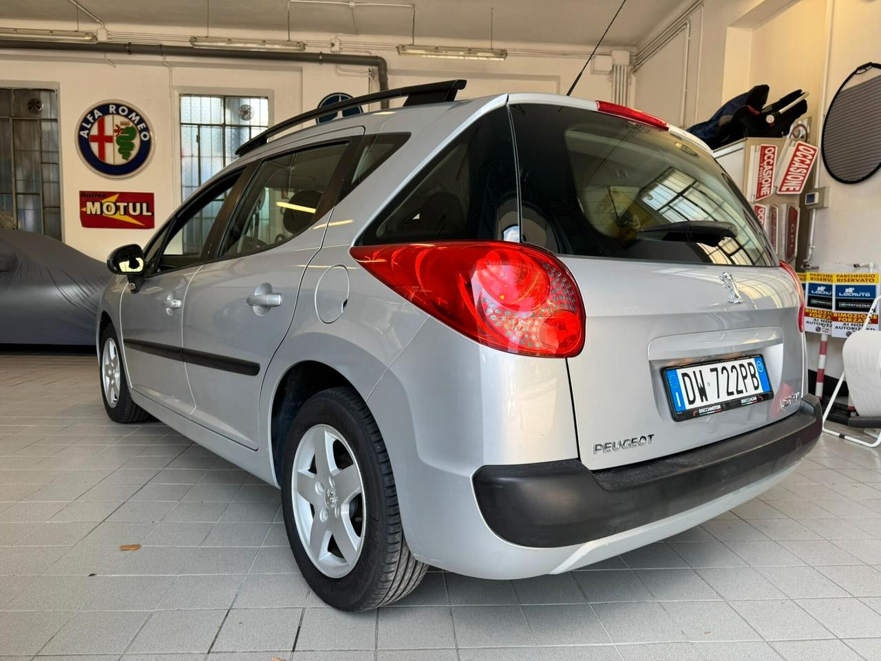 Peugeot 207 1.4 BENZINA 95 CV SW OK NEOPATENTATI