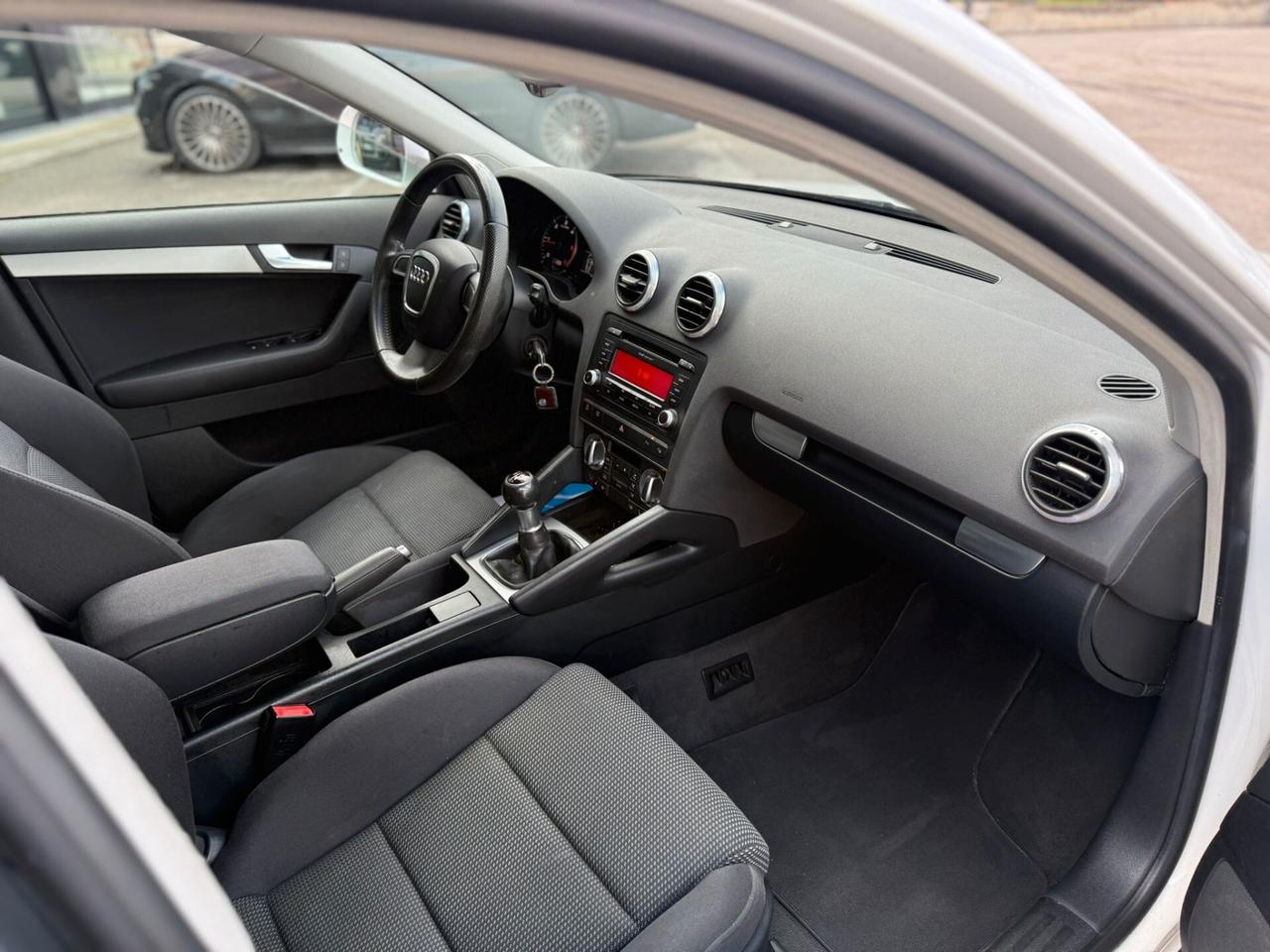 AUDI A3 SPB 1.6 TDI 2010 12 MESI DI GARANZIA