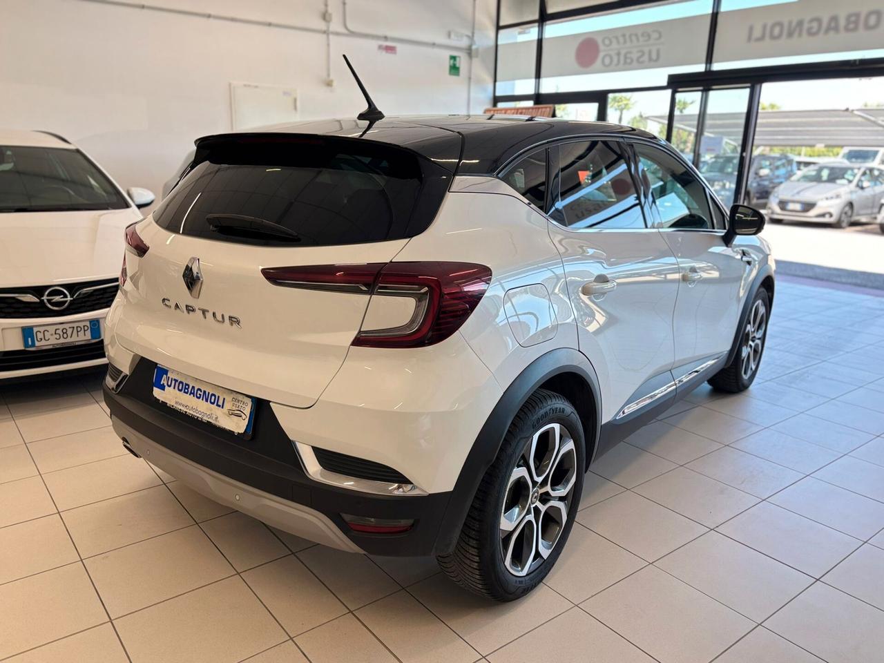 Renault Captur INTENS Blue dCi 8V 115 CV UNICO PR.