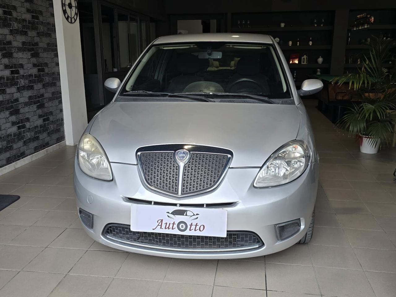 Lancia Ypsilon 1.2 Argento