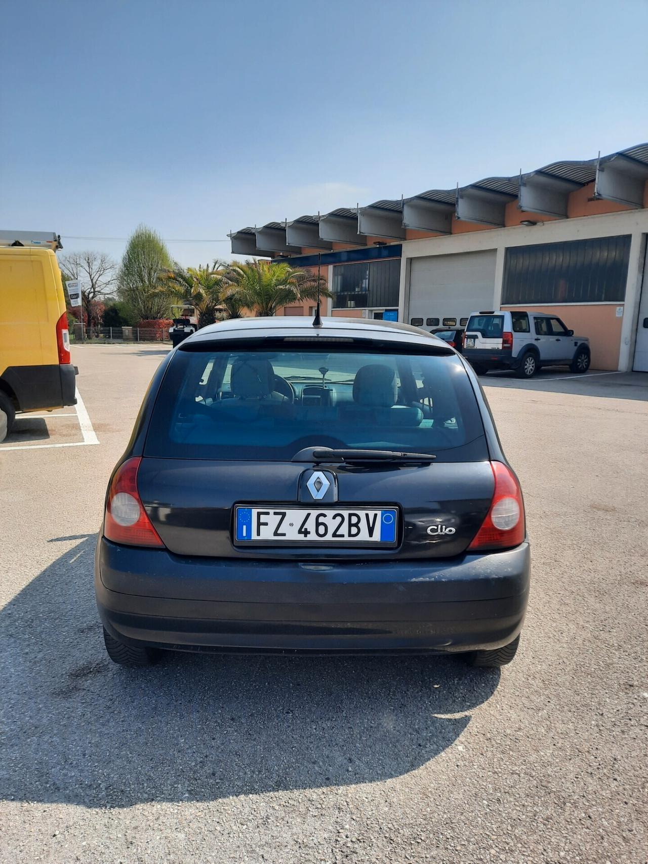 Renault Clio 1.5 dCi 65CV OK NEOPATENTATI