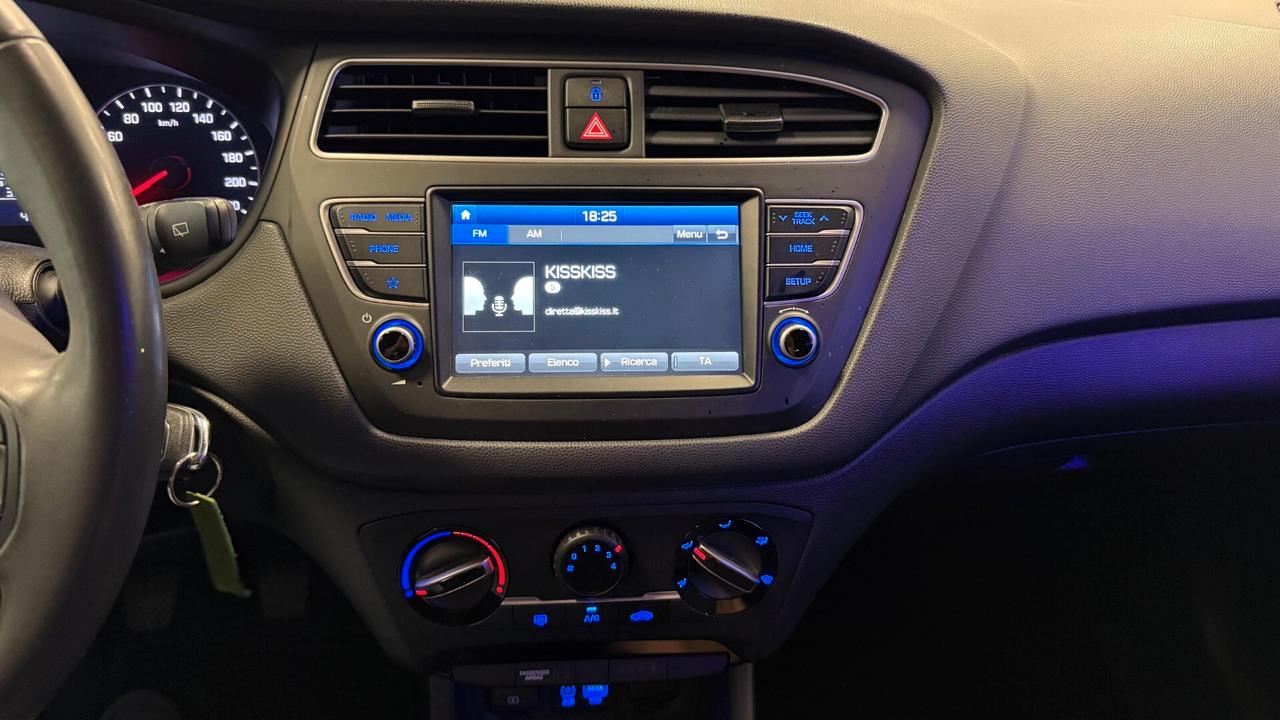HYUNDAI i20 1.2 5 PORTE ADVANCED 2019