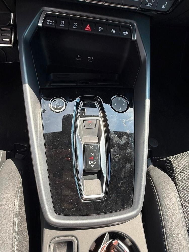 Audi A3 allstreet TDI 110 kW S tro. Id. Contrast km 3000