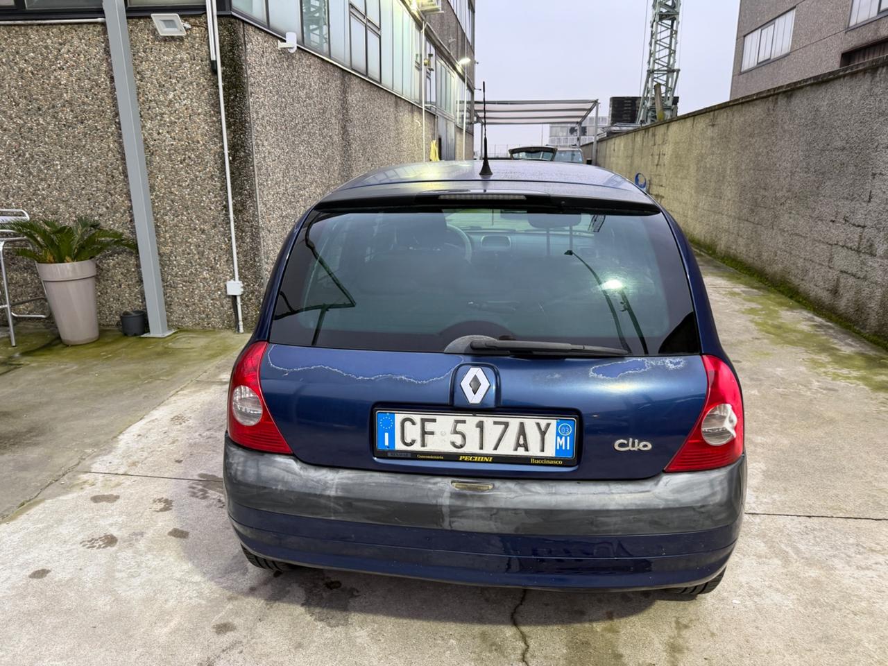 Renault Clio 1.2 BENZINA NEOPATENTATI CONSUMI BASSI