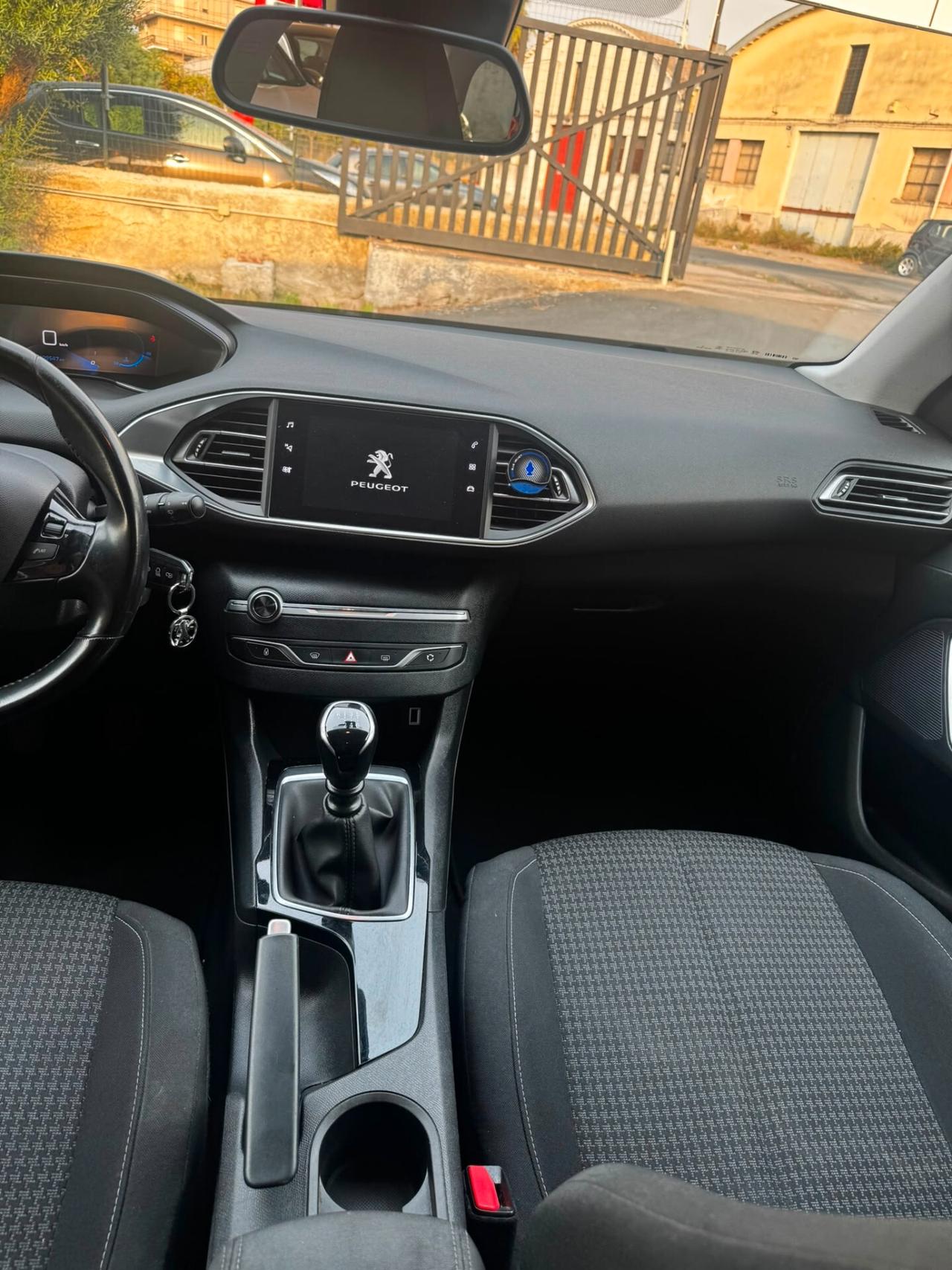 Peugeot 308 BlueHDi 130 S&S SW Allure Pack