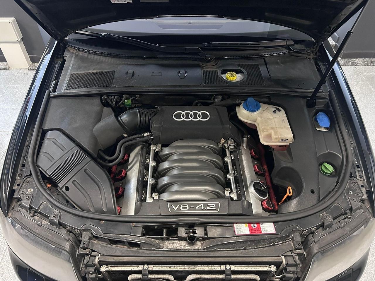 Audi S4 4.2cc 345cv V8 NO SUPERBOLLO