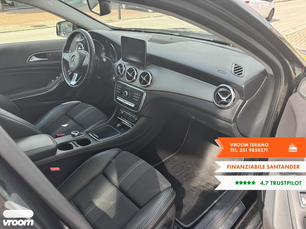 MERCEDES GLA (X156) 200 d Automatic Sport