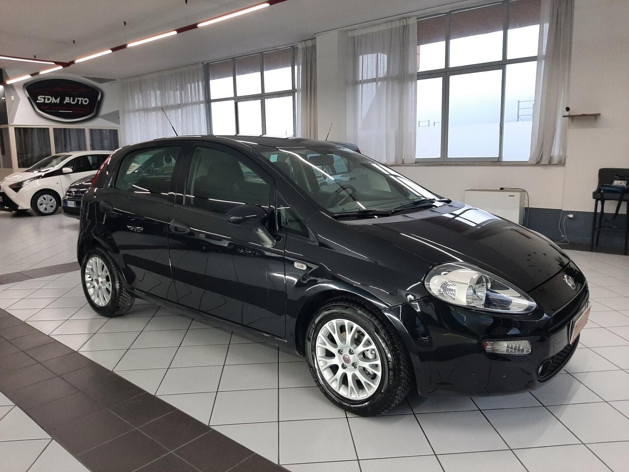 Fiat Punto 1.3 MJT II 75 CV 5 porte Street
