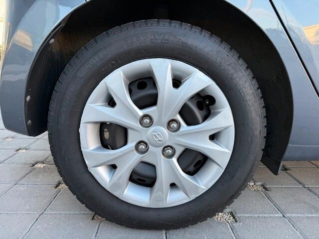 Hyundai i10 1.0 MPI Style 2014