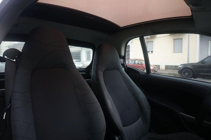 smart fortwo Smart Fortwo 1.0 mhd Passion 71cv FL ANNO 2011