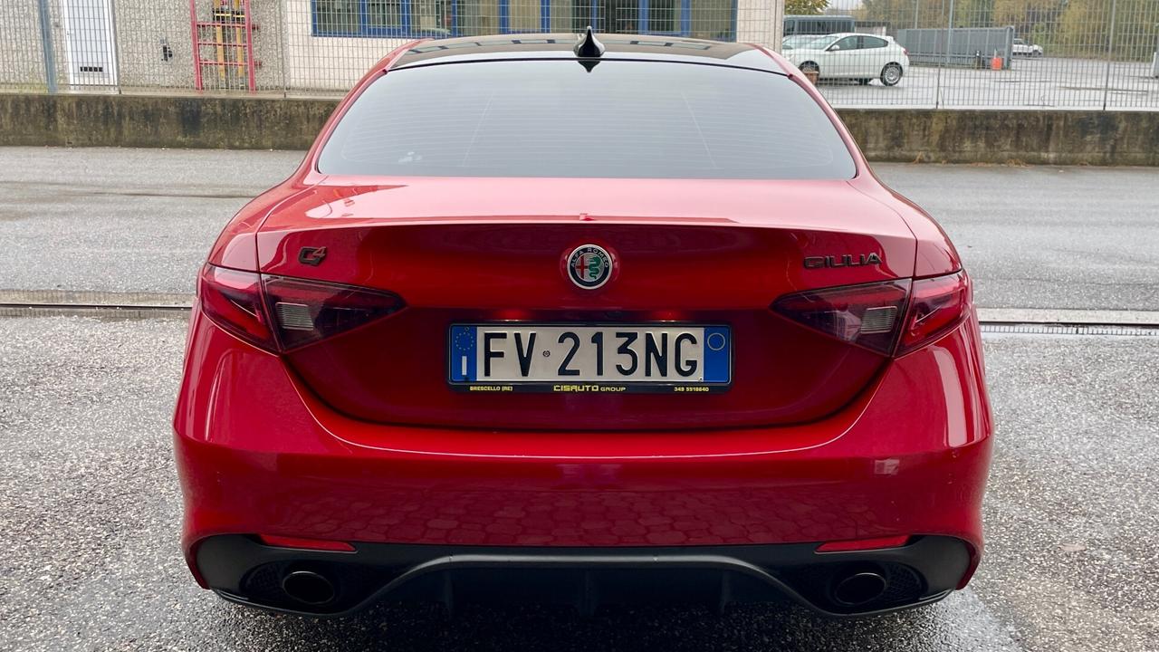 ALFA ROMEO GIULIA 2.2 Q4 VELOCE TURBODIESEL 210CV - SEDILI ELETTRICI IN PELLE RISCALDABILI, VOLANTE RISCALDATO, FULL LED