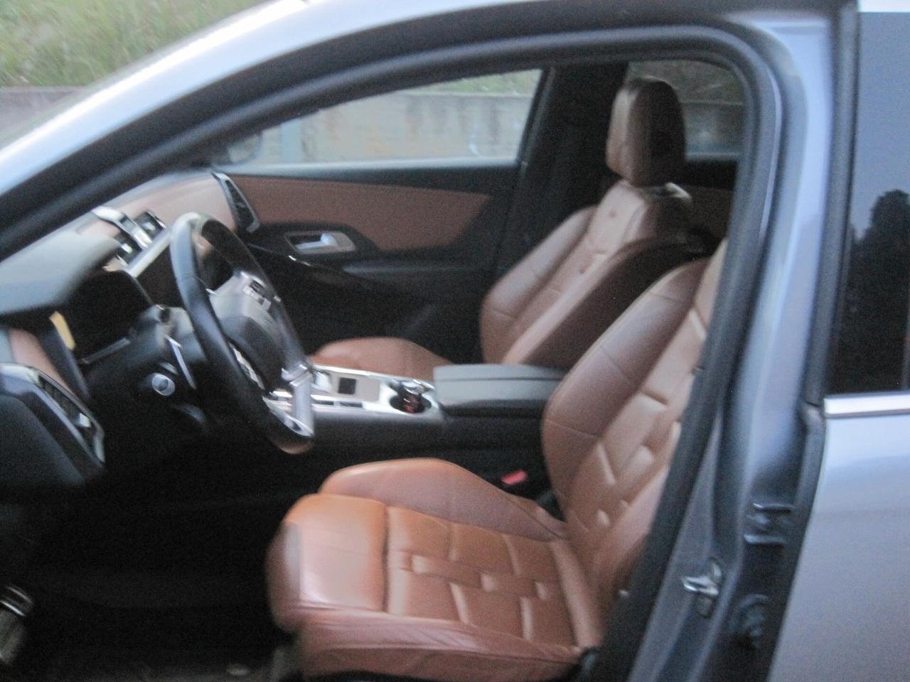 Ds 7 Crossback 2.0 Blue Hdi 180 EAT8 OPERA