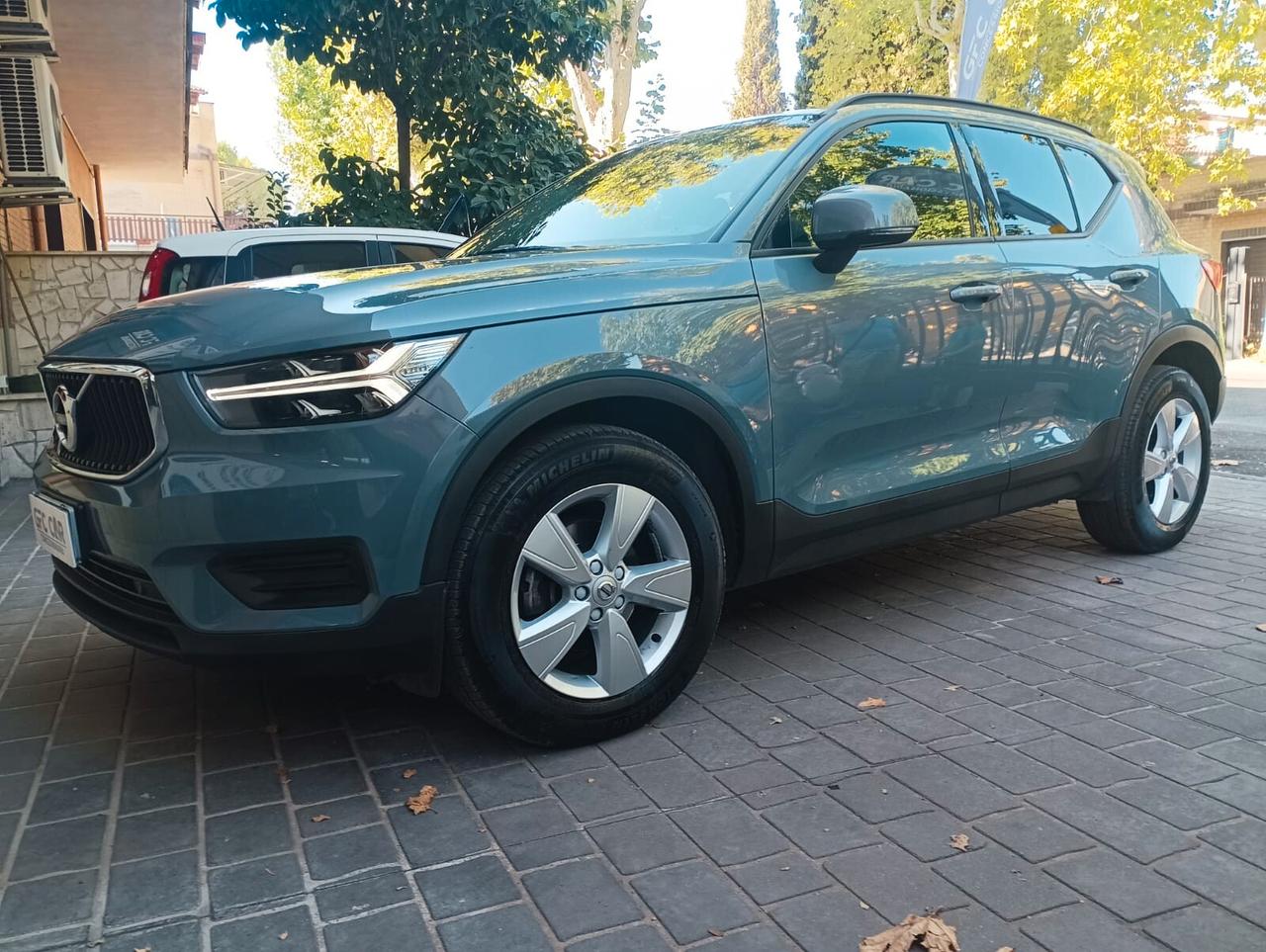 Volvo XC40 T2 Momentum Core