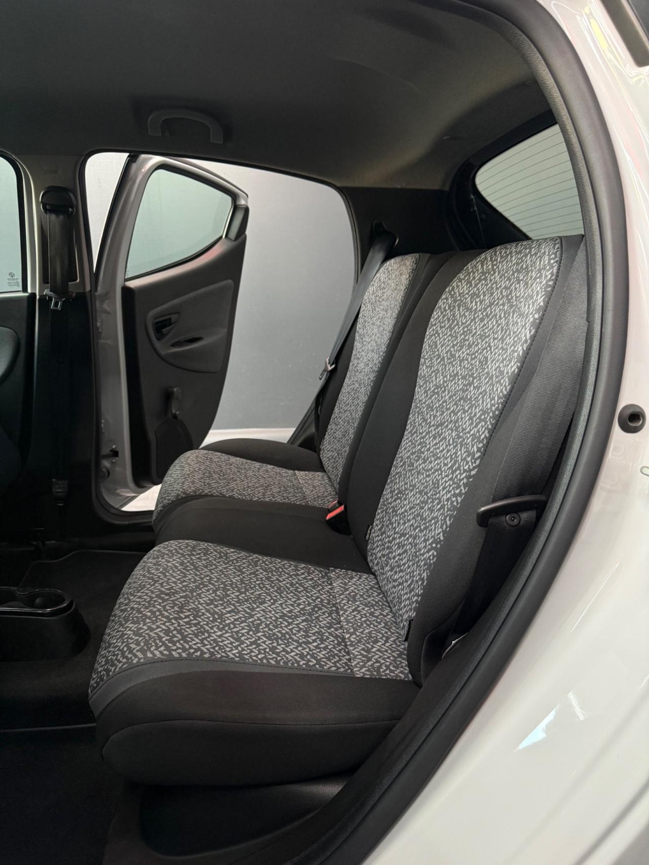 Lancia Ypsilon 1.0 Hybrid Ecochic Gold 2021