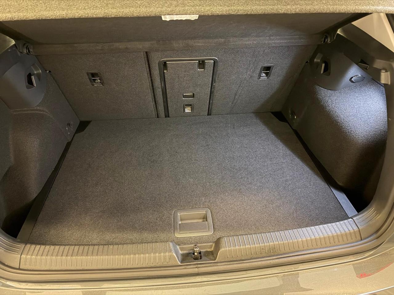 Volkswagen Golf 2.0 TDI 150 CV DSG SCR Style