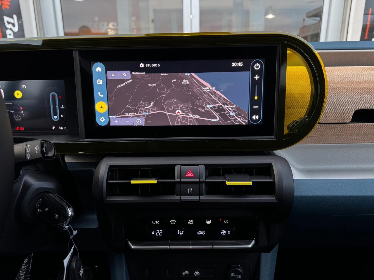 Fiat Grande Panda 1.2 Hybrid 110 CV S&S La Prima, Winter pack, Km0