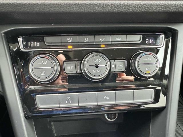 VOLKSWAGEN Touran 1.6 TDI 115 CV SCR DSG 7 POSTI Highline BlueMotion