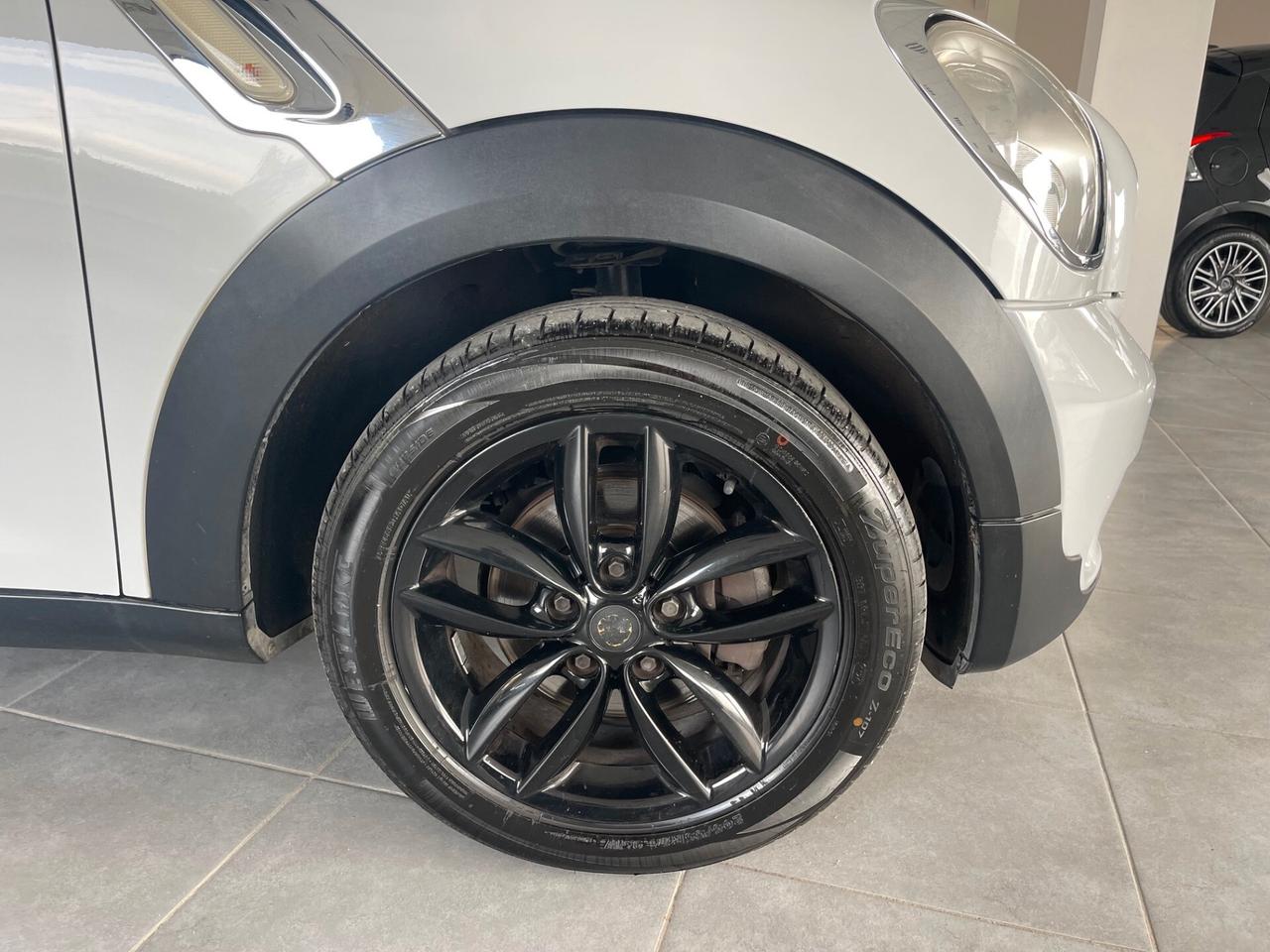 Mini Cooper D Countryman 1.6 Adatta a NEOPATENTATI