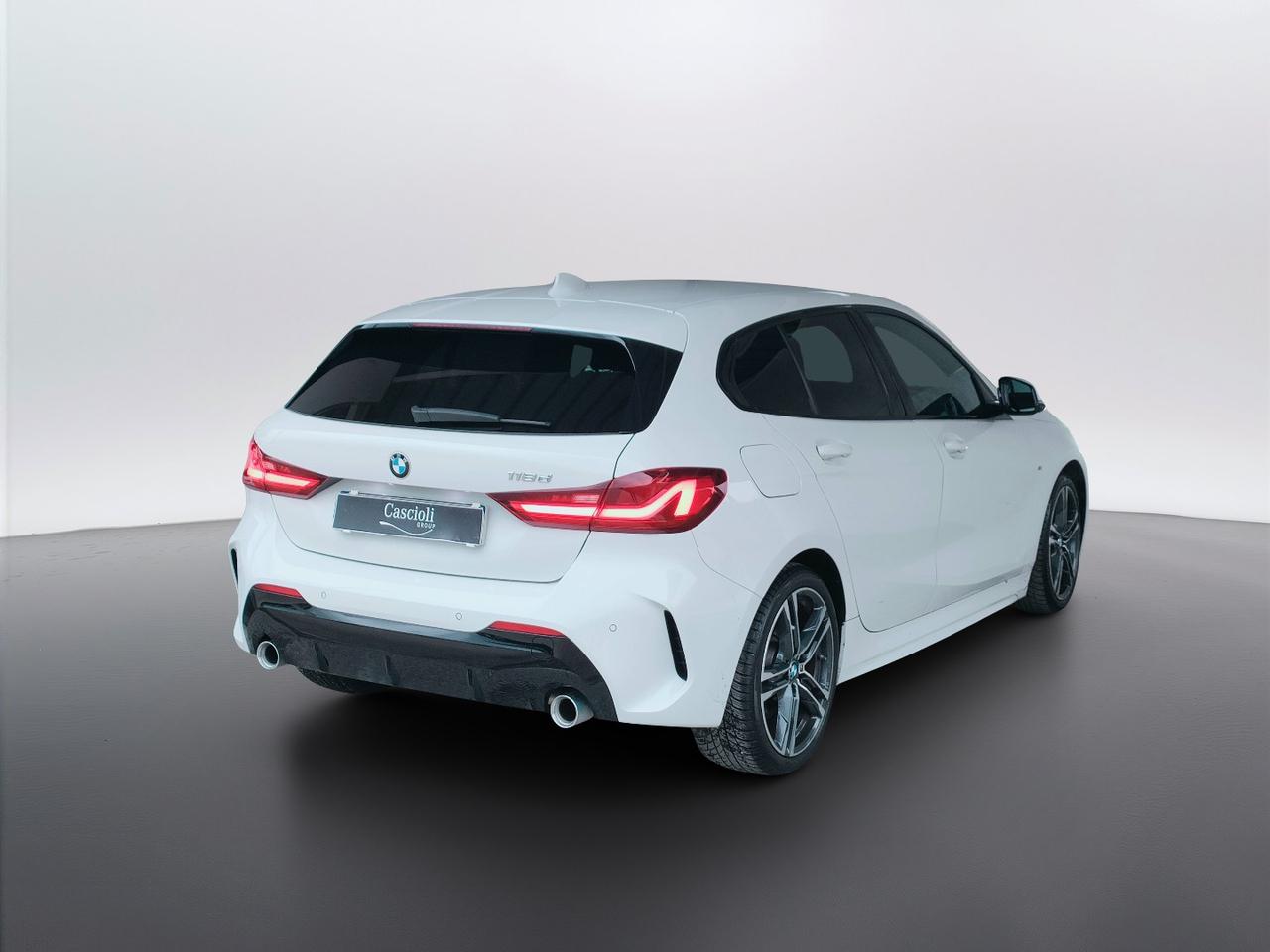 BMW Serie 1 F40 - 118d Msport auto