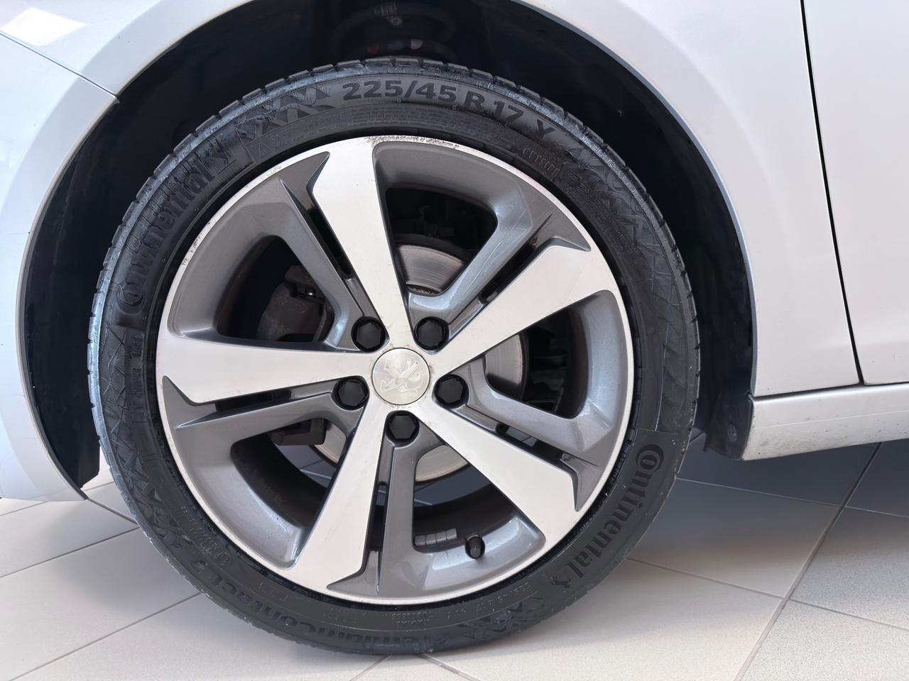 Peugeot 308 BlueHDi 120 S&S SW GT Line