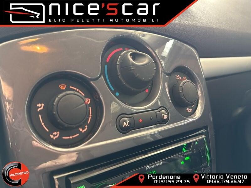 Renault Clio Clio 1.2 16V 5 porte Live!